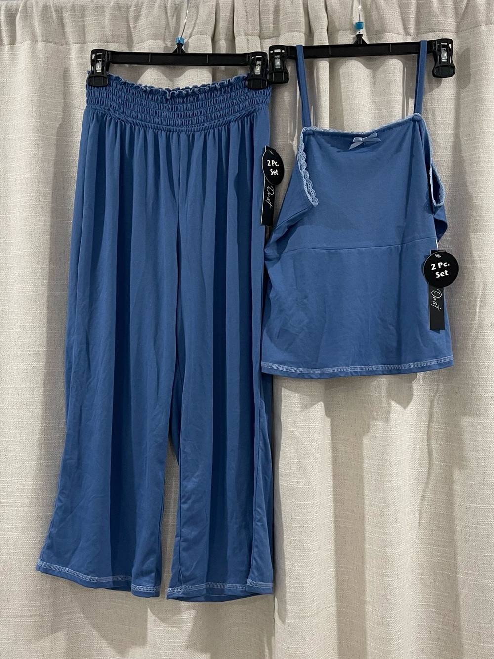 Star Dust 2-Pc Blue Babydoll Cami Top & Capri Pants Set Size L NWT